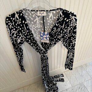 NWT LIMITED ED DVF MIDI WRAP DRESS XS